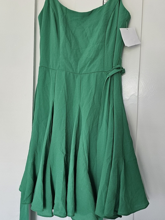 B Darlin Dresses & Skirts - B Darlin Green Fit & Flare Mini Dress with Side Tie Sz 1-2